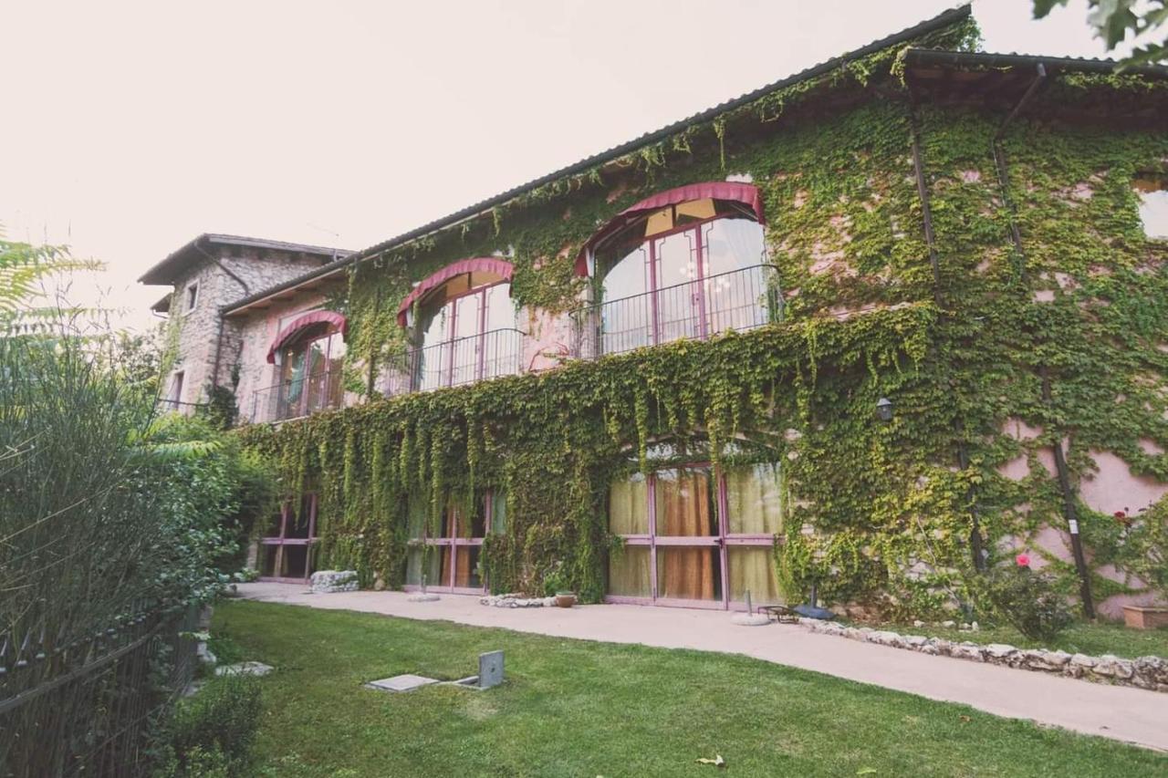Il Querceto Delle Marine Hotel L'Aquila Exterior photo