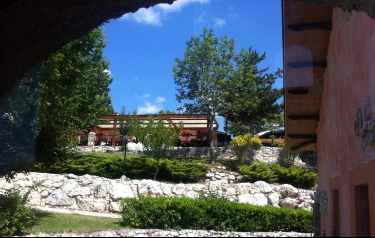 Il Querceto Delle Marine Hotel L'Aquila Exterior photo